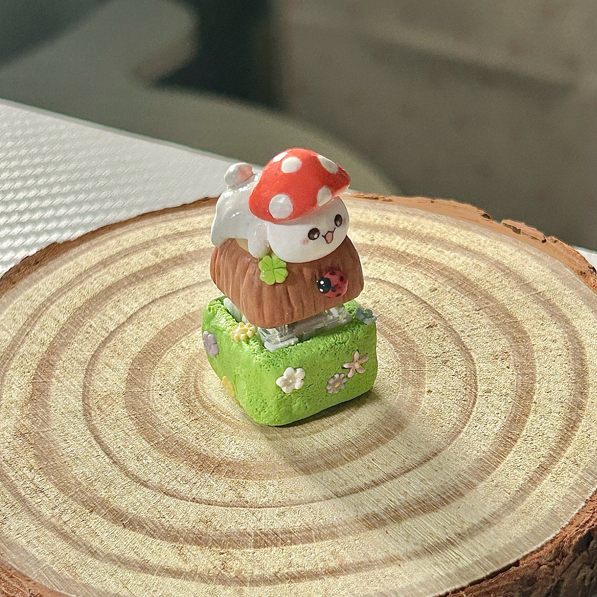 Cotton Mushroom Log Keycap