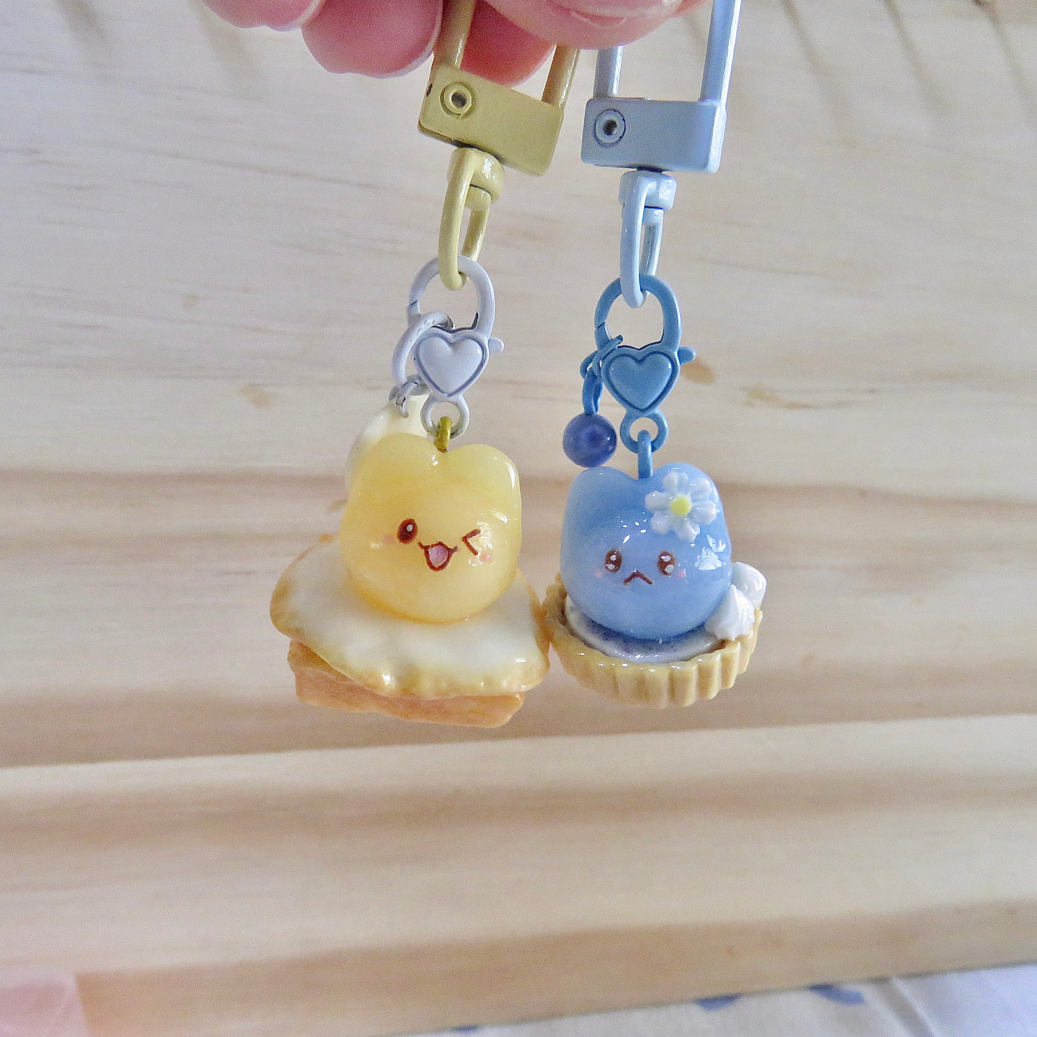 Sweet and Savoury Glow in the Dark Bunbuns Blind Box