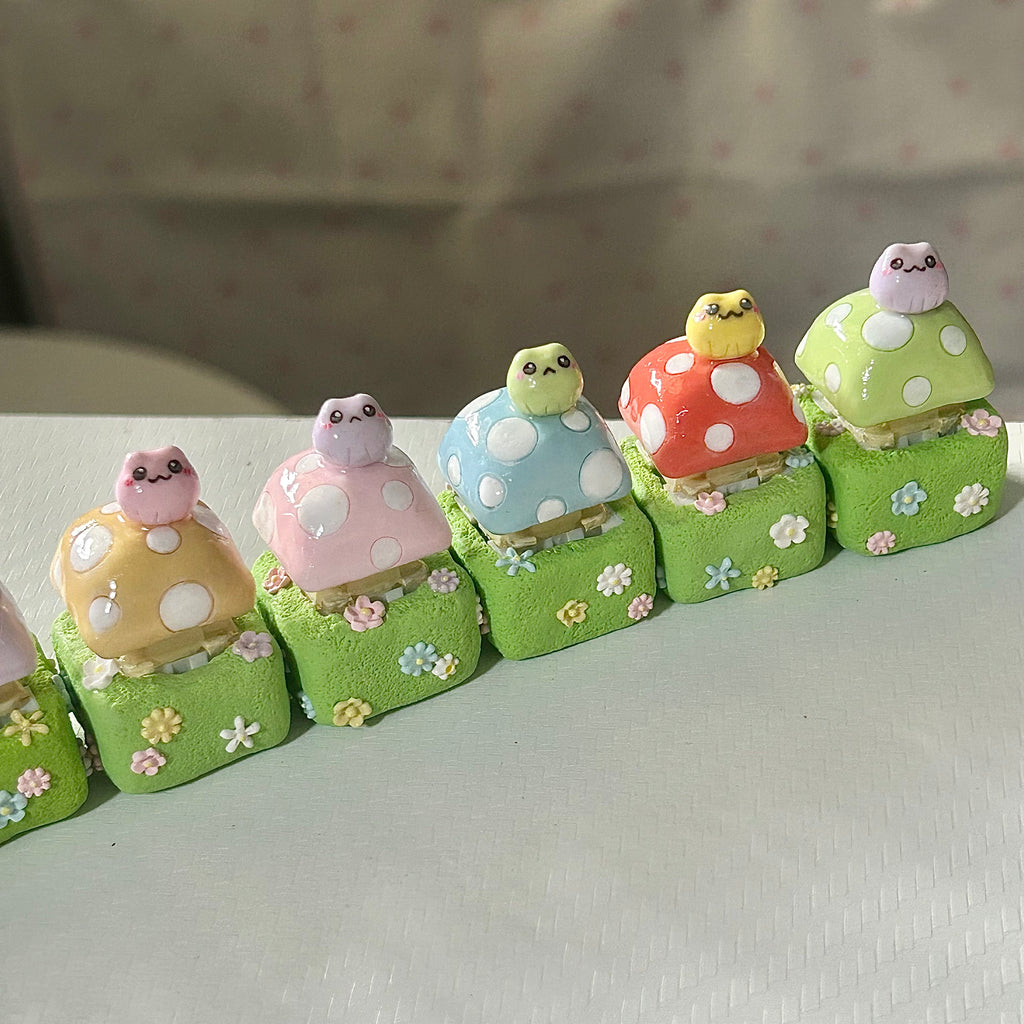 Mushroom Frog Clicker/Keycap (Made-to-order)