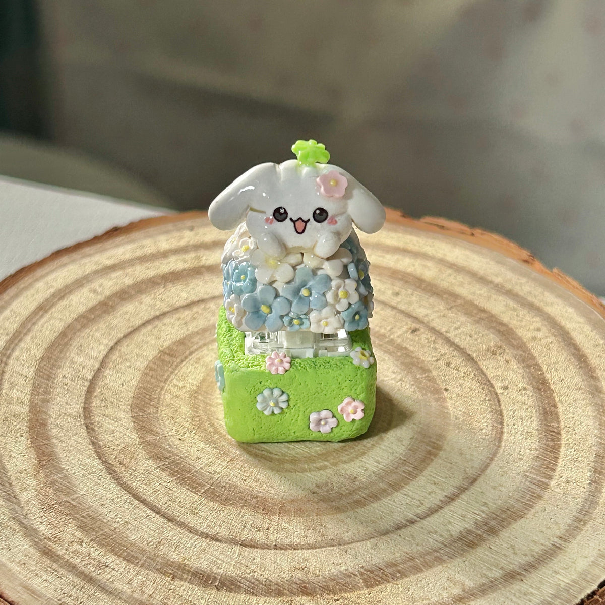 Peek-a-bloom Keycap/Clicker (Made-to-order)