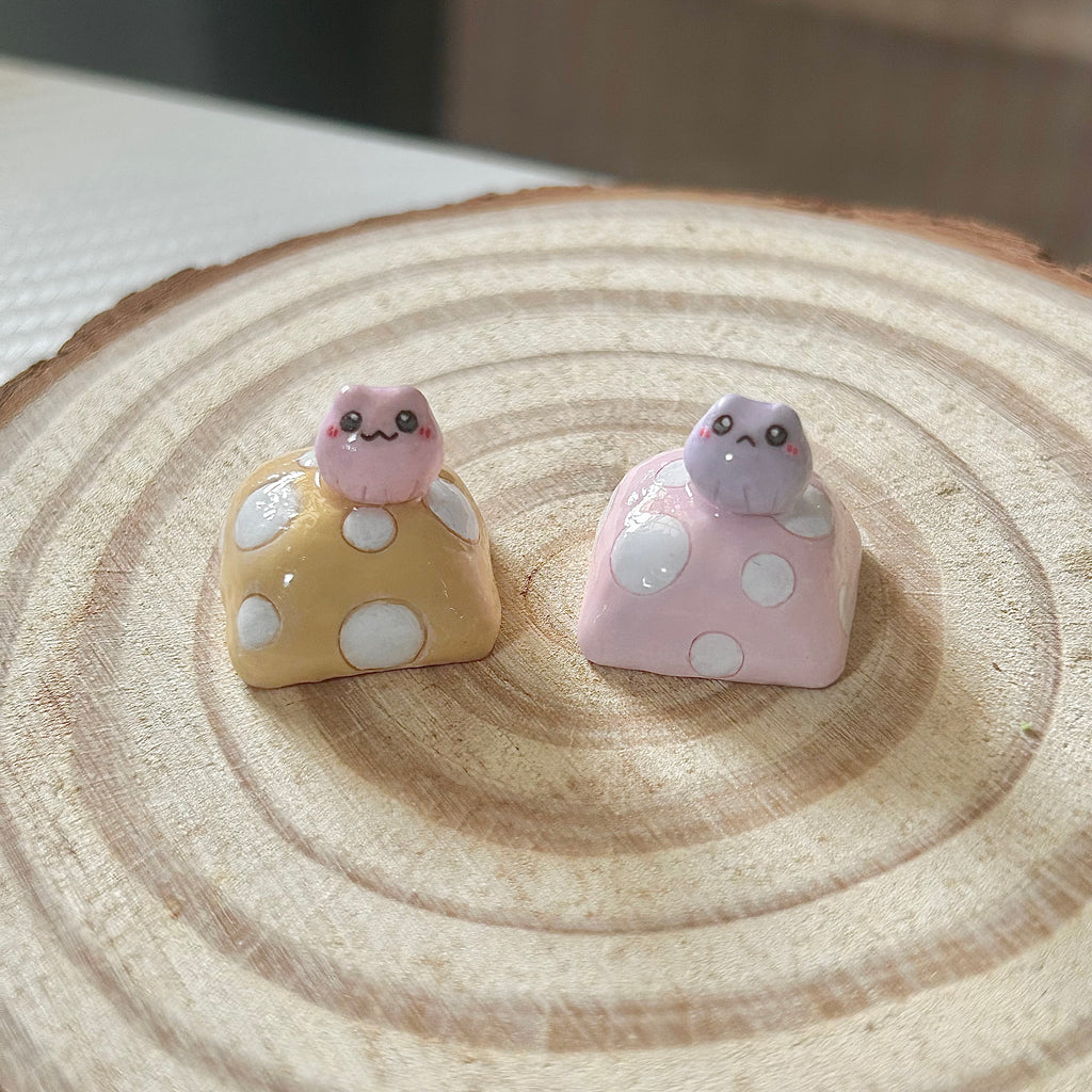 Mushroom Frog Clicker/Keycap (Made-to-order)